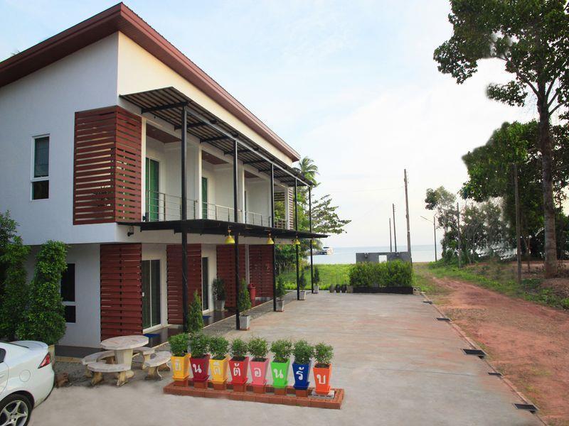 Baan I Talay Chumphon บ้านไอทะเลชุมพร Exterior photo